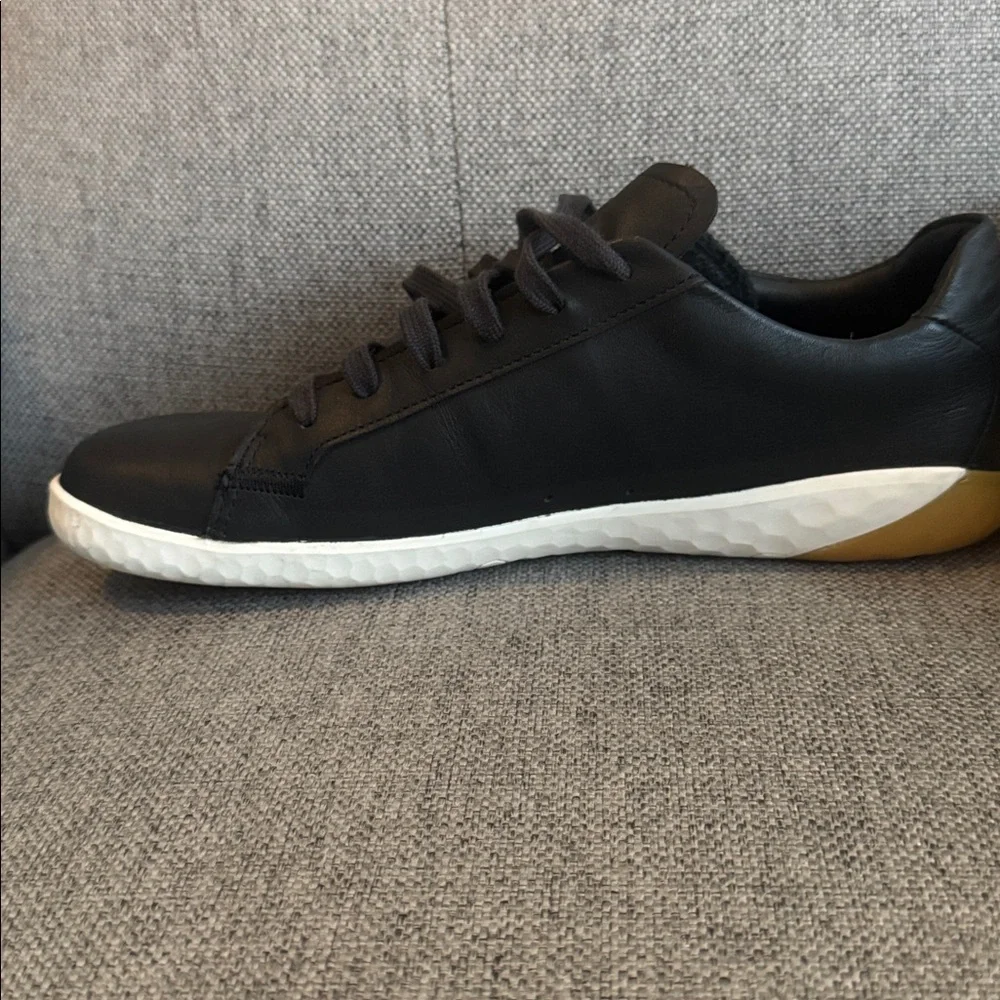 Vivo Barefoot Black Leather Shoes - Picture 7 of 15